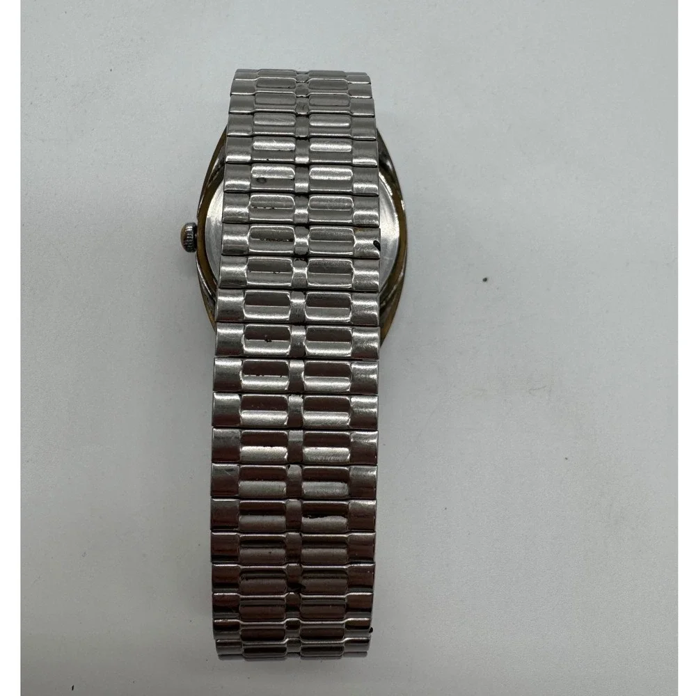 Vintage Timex Water Resistant Day Date Watch Red Markers Speidel Band 36mm